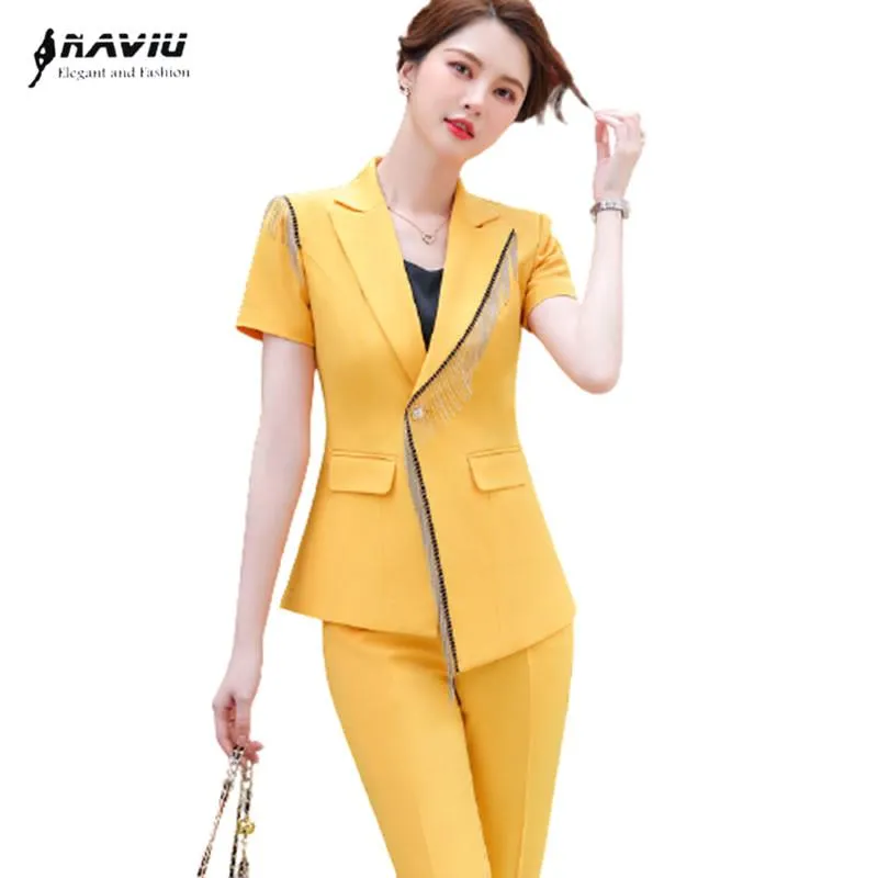 Pantalon à deux pièces pour femmes costumes jaunes femmes 2021 Été à manches courtes tempérament mode haut de gamme Slim Blazer et femmes de bureau Work W