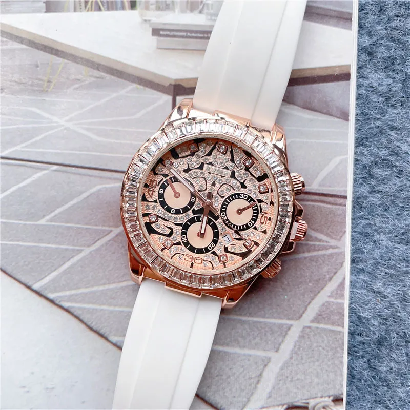 Brand Watches Men Women Leopard Crystal Diamond Style Rubber Strap