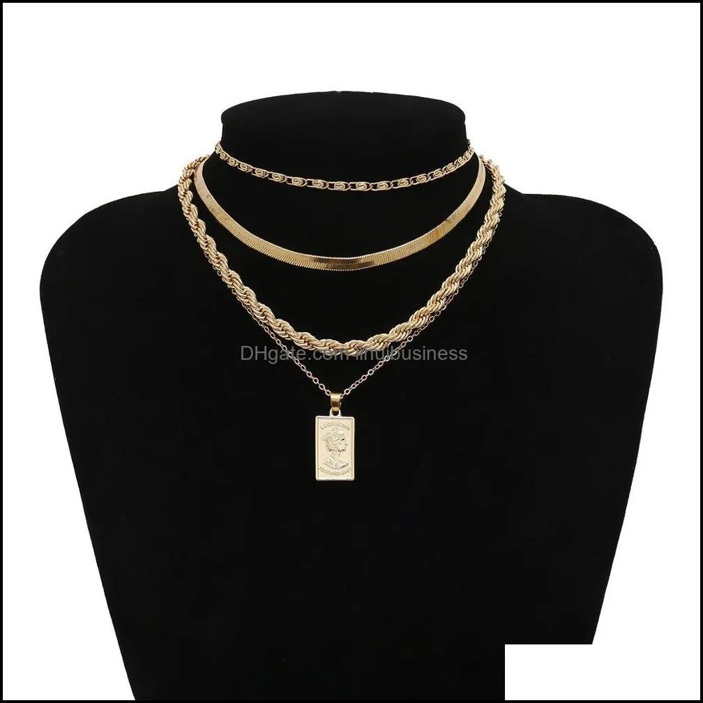 KMVEXO Vintage Multi-Layered Love Heart Pendant Choker Necklace Set Boho Golden Stars Long Chain Necklaces Women Christmas Gift Y0301