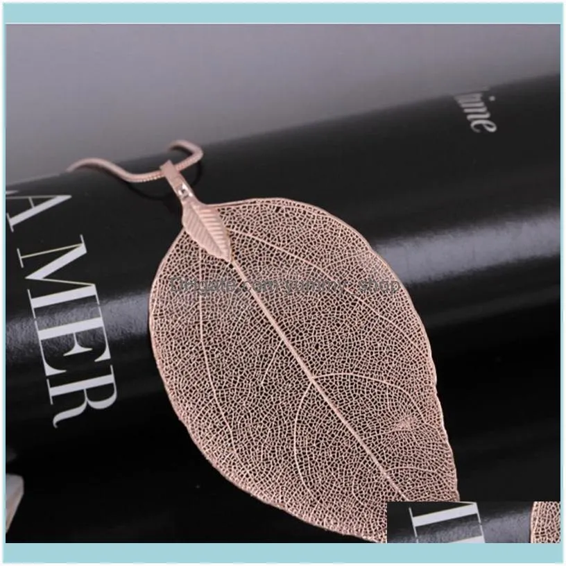 Women Fashion Unique Necklace Jewelry Charm Black Gold Leaves Real Nature Leaf Pendant Long Sweater Statement Necklace1