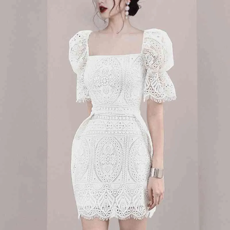 Donne di estate Celebrity Evening White Lace Party Dress Abiti eleganti colletto quadrato manica a sbuffo aderente mini abiti slim 210518