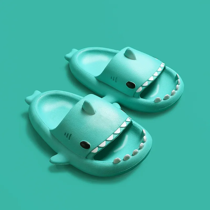 CHINA BRAND sandalia Light Blue Stereo Shark EVA Cold Tract Zapatillas para niños Summer Home Home Toddler Parent-child Slip Soft Baby