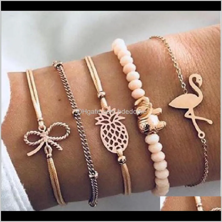 Perlé, livraison directe 2021 Bracelets de bijoux de mode Ensemble de brins de perles Éléphant Pin Flamingo Bowknot Aessory Chaîne en métal plaqué or Corde 4Di