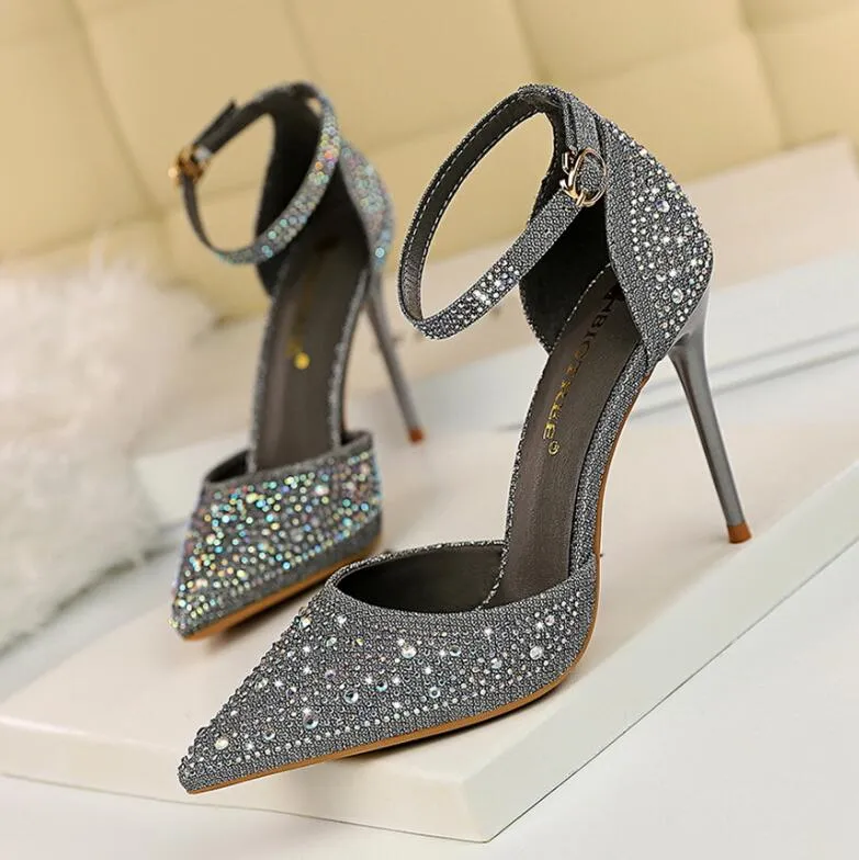 Women Dress Shoes  High Heels Womens Designers Genuine Leather Pumps Lady Sandals Wedding Bottoms with Box Black Golden Gold Shoe