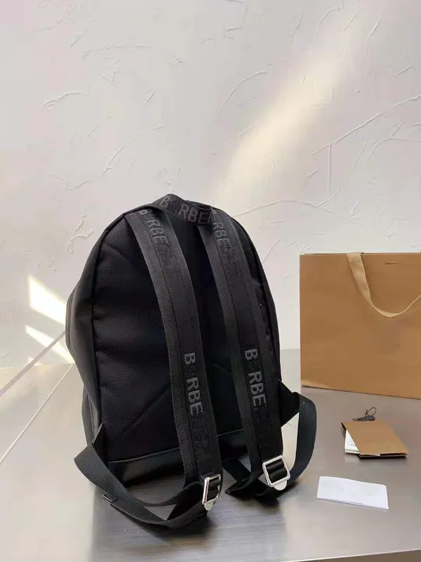 Designer Backpacks Men and Women Luxurys Designers Backpack Nylon Material Shoulder Bag High Quality Purse Student School Bags with Bblogo