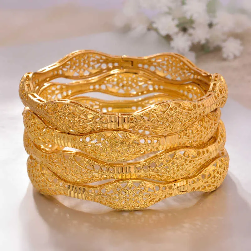 4pcs / mycket 24k mode guldfärg Bangles för kvinnor African Bride Bracelet Smycken Gåvor Q0720