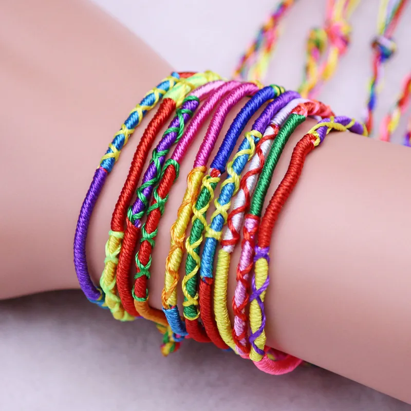 Partihandel Kvinnor Män DIY Charm Rope Armband Slumpmässig Färg Smycken Massor Braid Strands Friendship Cord Handgjorda Bracelet Present