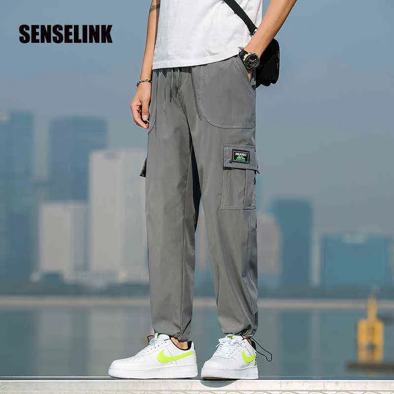 Męska 2021 Nowy Hip Hop Korean Classic Joggers Spodnie Cargo Moda Odzież Marka Multi Pocket Spodnie Streetwear Spodnie M-5XL H1223