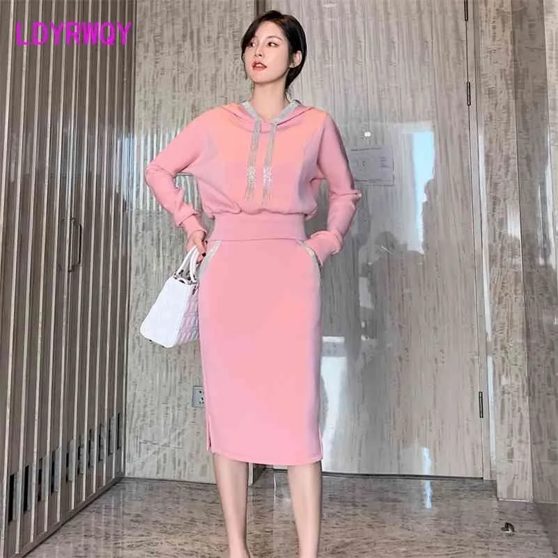봄 한국 패션 금속 체인 콜라주 후드 스웨터 정장 치마 2 피스 기질 여성 210416