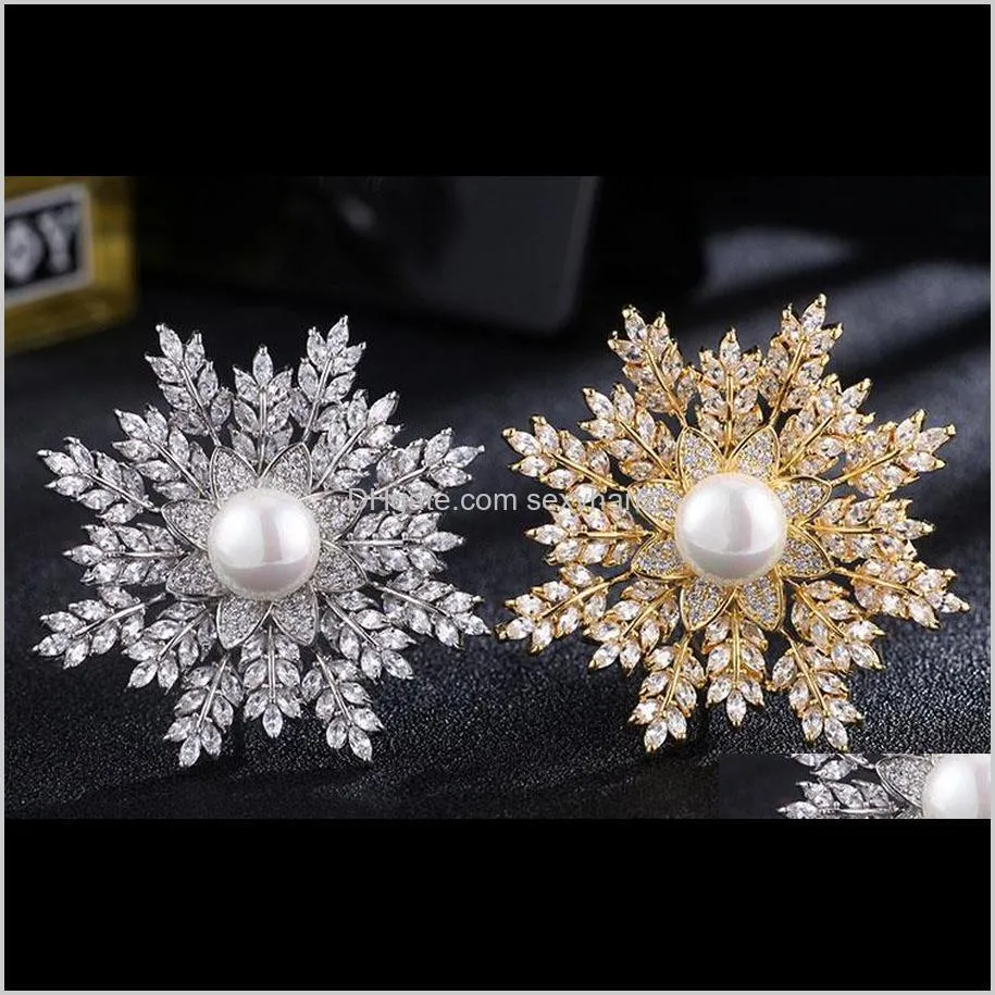 fashion women big pearl brooches flower crystal rhinestone snowflake brooch pins gold silver corsage for lady gift designer jewelry