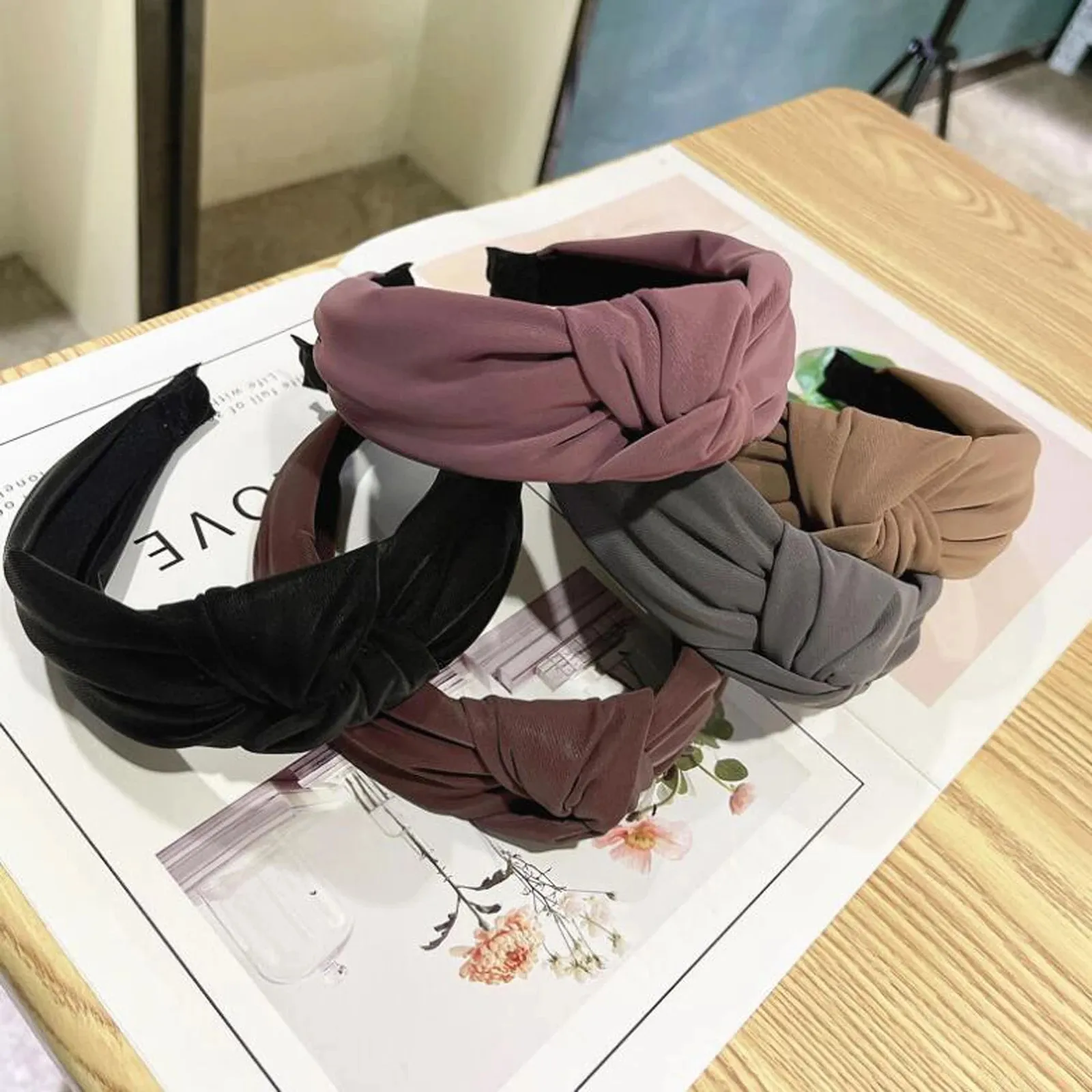 Yeni Moda Kadınlar Bandı Geniş Yan Katı Renk Hairband Yetişkin Merkezi Düğüm Şapkalar Için Saç Aksesuarları