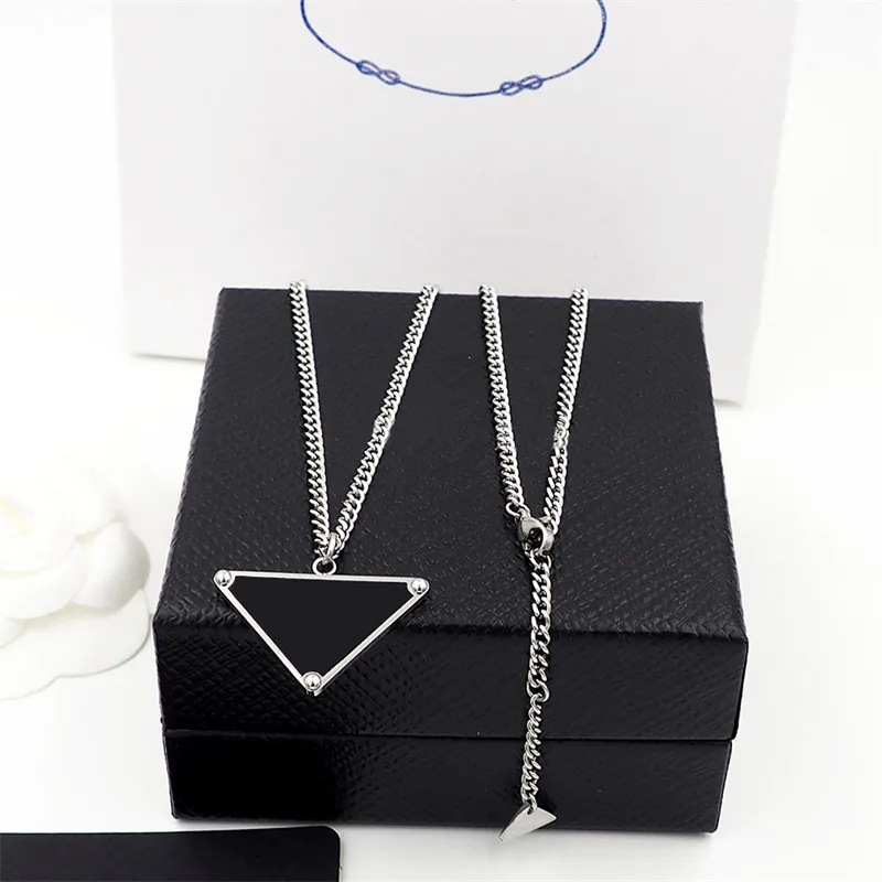 Womens Mens Luxury Designer Necklace Chain Casual Fashion Jewelry Black Pendant Necklaces Choker Steel Trendy Style Gold Silver Colors