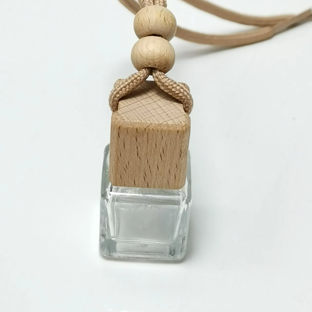 Car Ornaments Essential Oils Diffusers Fragrance Bottles Perfume Bottle Pendant Square Empty Glass Beech Wooden Lid Hanging Decoration TR0020