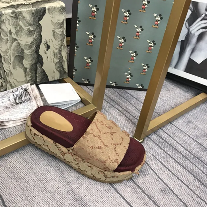 Spring and summer women`s brand name sandal handbag luxury designer slide custom fairy leisure waterproof high thick bottom slippers