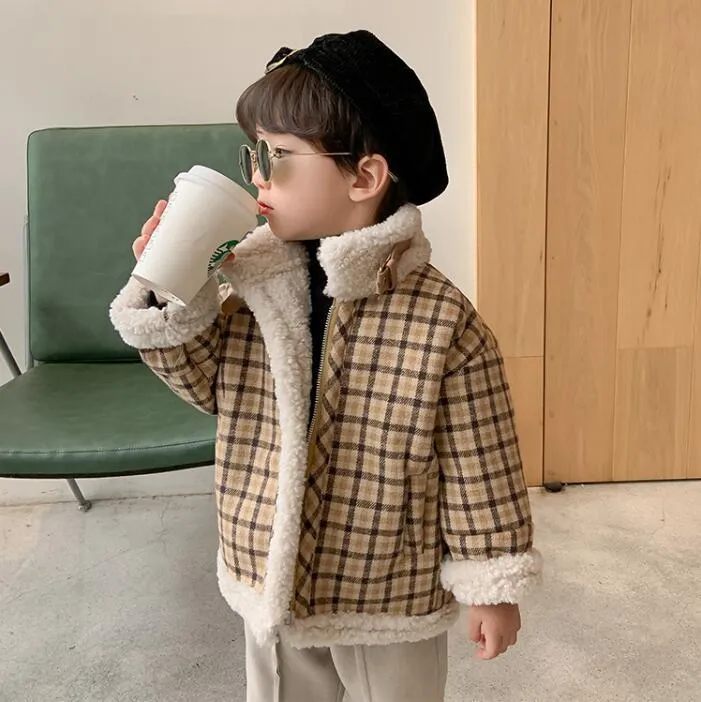 Korean style Winter warm fashion berber fleece lining plaid jackets Boys handsome stand collar coats 210508