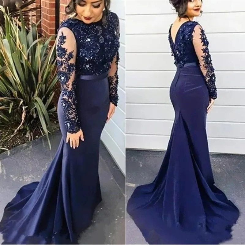 Satin Scoop Neck Evening Dresses with Lace Appliques New Long Sleeves Prom Dress