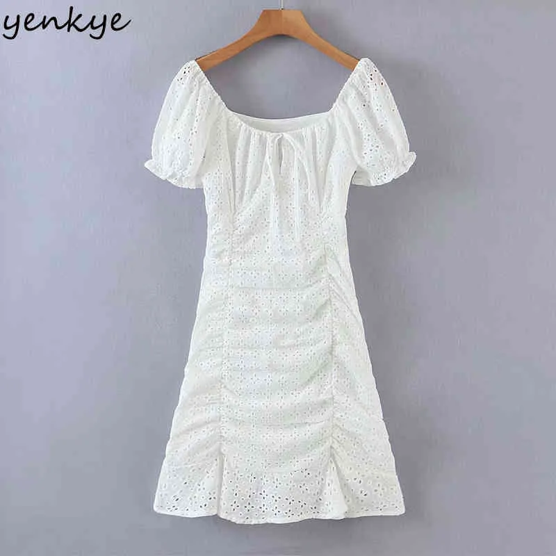 YENKYE mode femmes blanc drapé Sexy dentelle robe femme col carré à manches courtes moulante Mini robe été fête Vestido 210515