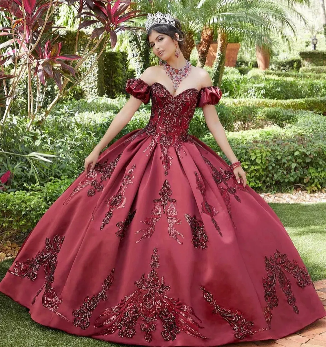 Bourgondië Quinceanera Jurken 2021 Prinses Party Ball Gown Sweetheart Sweet 16 Kant Applicaties Pailletten Vestidos de 15 Años Masquerade-jurken