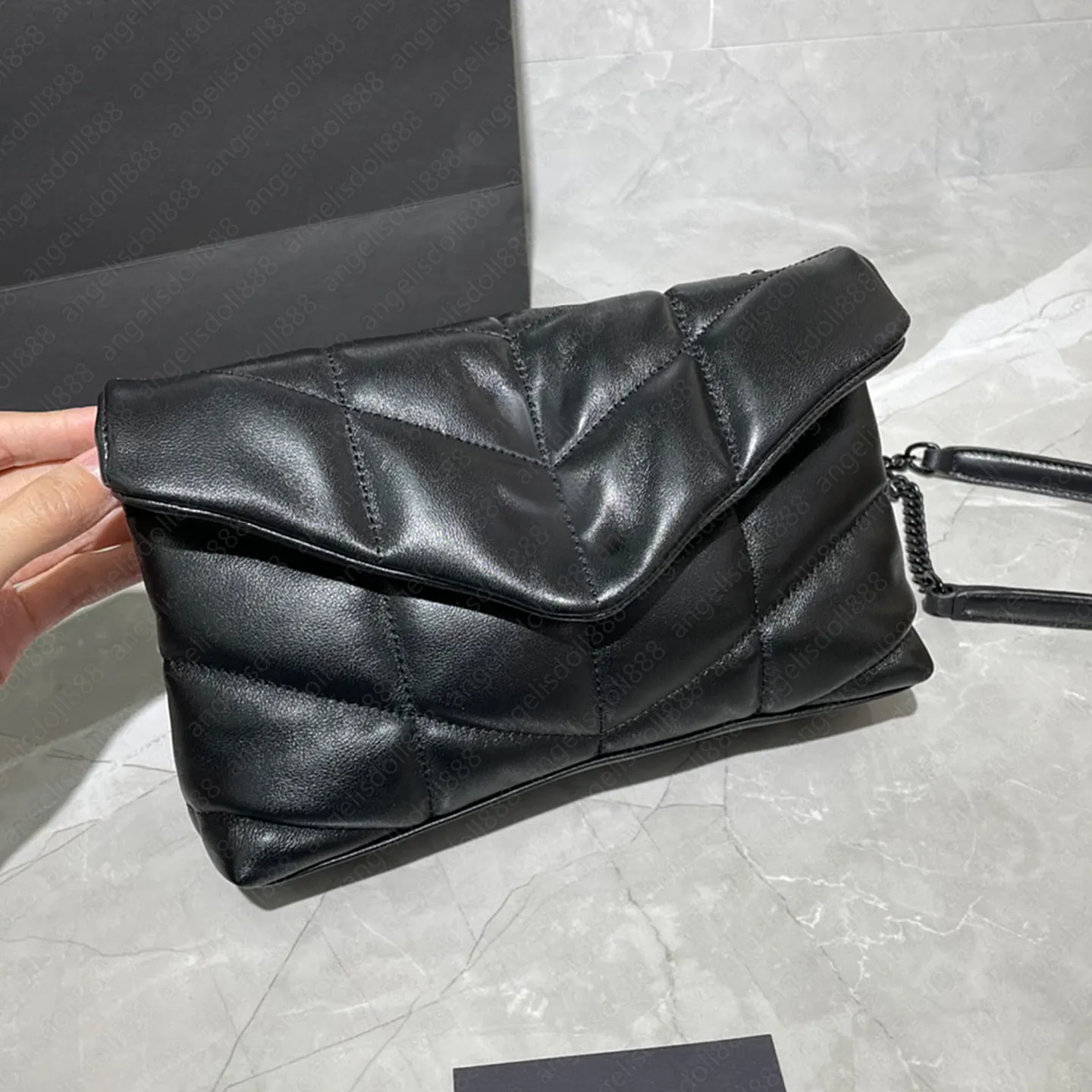 Lüks Tasarımcılar Çanta Mini Loul0u Pufe Top Qaulity Kadın Çanta Kapitone Siyah Kuzu Derisi Yumuşak Hakiki Deri Zincir Omuz Messenger Zarf Çantası
