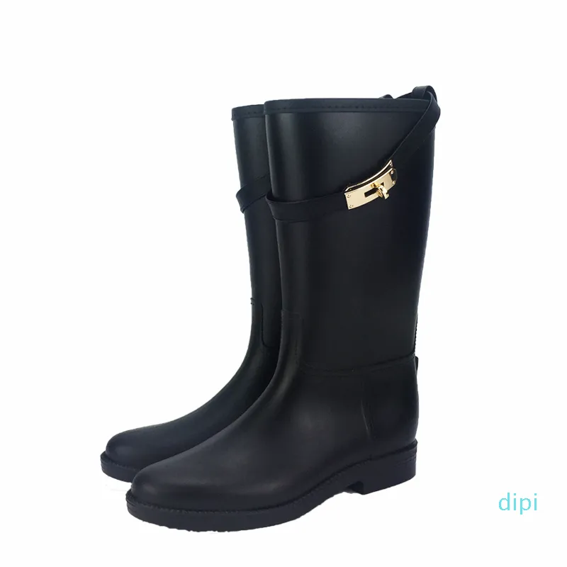 Mode boucle sangle mi-mollet bottes de pluie femme imperméable chaussures d'eau Wellies antidérapant PVC bottes de pluie noir