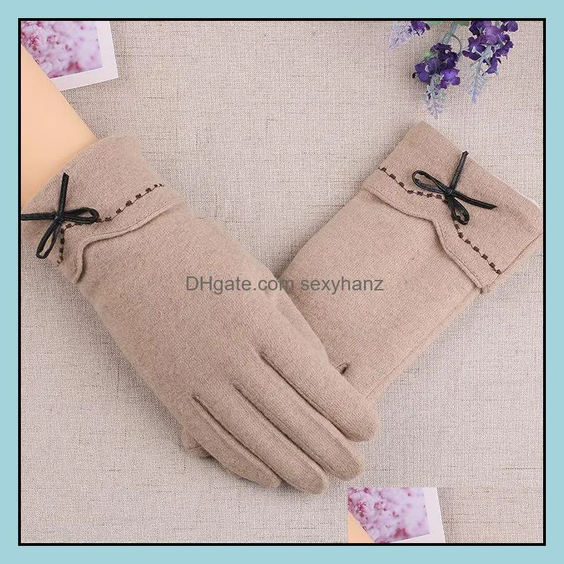 2020 Fashion Winter Female Wool Touch Screen Gloves Women Warm Cashmere Full Finger Leather Bow Dotted Driving Gloves Mittens1