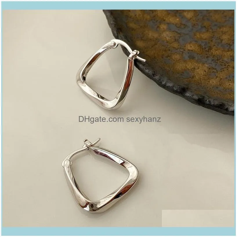 Korean Metal Round Hoop Earrings for Women Fashion Cute Gold Silver Color Punk Charm Earring Minimalist Jewelry Brincos