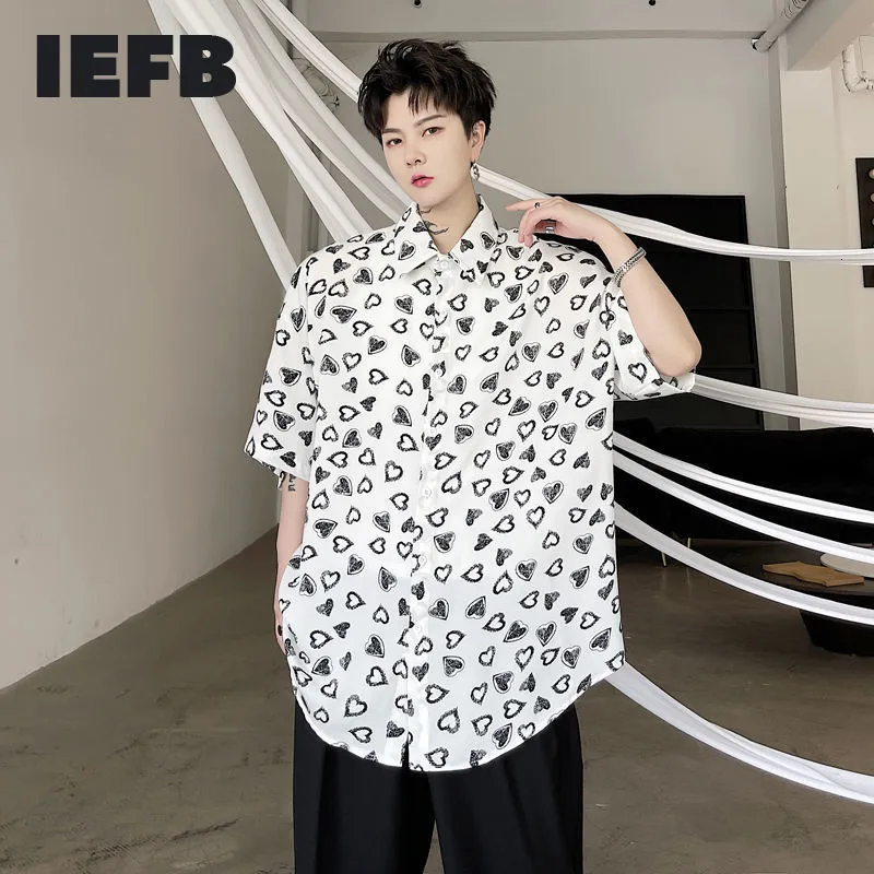 IEFB été amour motif lâche hommes chemise à manches courtes tendance coréenne décontracté surdimensionné hauts noir blanc Shitrs 9Y7528 210524