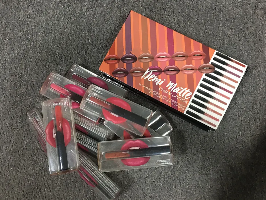 아름다움 메이크업 12 색 립글로스 12different 색상 립스틱 12pcs / 세트 좋은 품질 Lipgraze 소매 상자