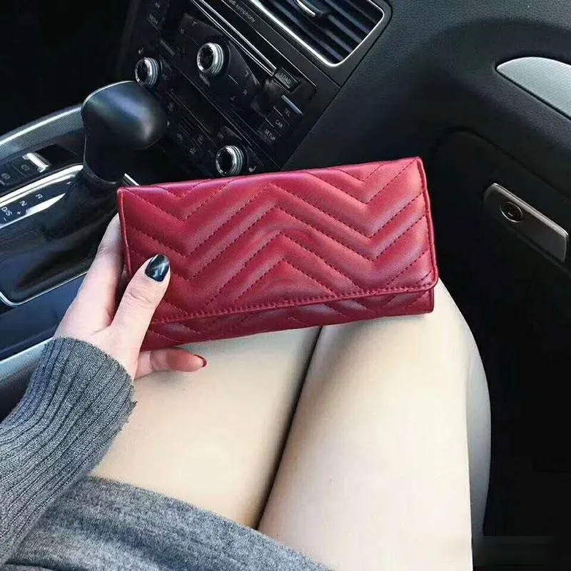 Classic Humanoid Pattern Wallet Women Quilted Leather Rectangular Covered Wallet