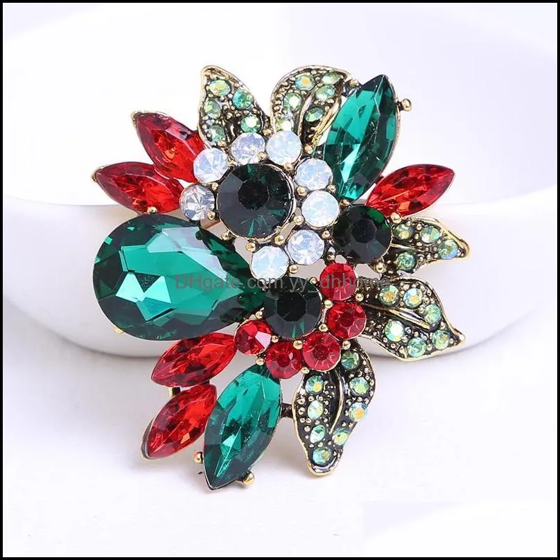 Pins, Brooches High-Quality Exquisite Rhinestone Glass Brooch Banquet Dress Accessories Fashion Superstar With Clothing