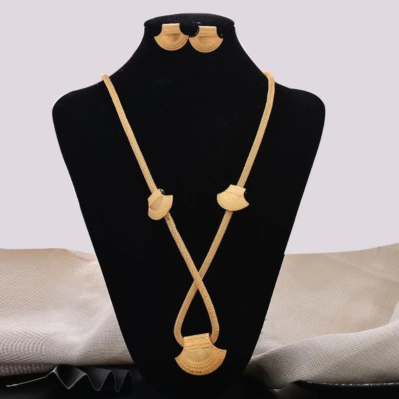 Серьги Ожерелье 24K Золотой Цвет Дубай Ювелирные Изделия Наборы для Женщин Африканский Свадебный Свадебный Набор Кольцо