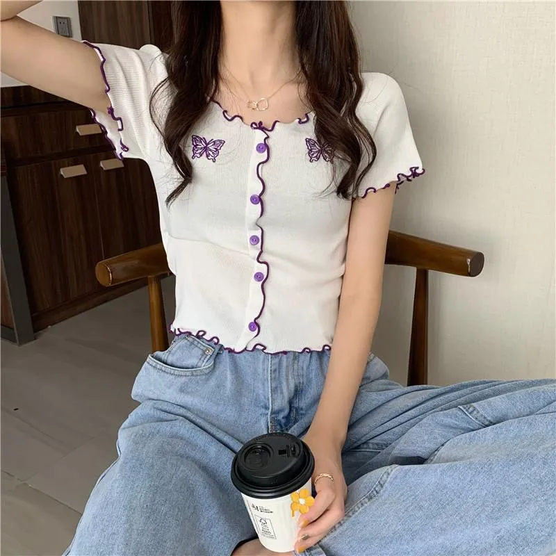 Women's T-Shirt 2021 Summer Women Knitted Stretchy T-shirts Lady Embroideried Butterflies Pullover Crop Top With Decorated Buttons S833