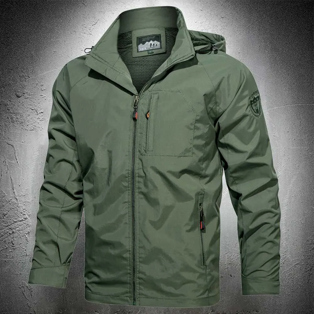 Spring Men Jacka Outdoor Windbreaker Hooded Coat Mäns Trekking Vandring Jacka Casual Lätt Lätta Militär Tunna Jackor 2021 x0621