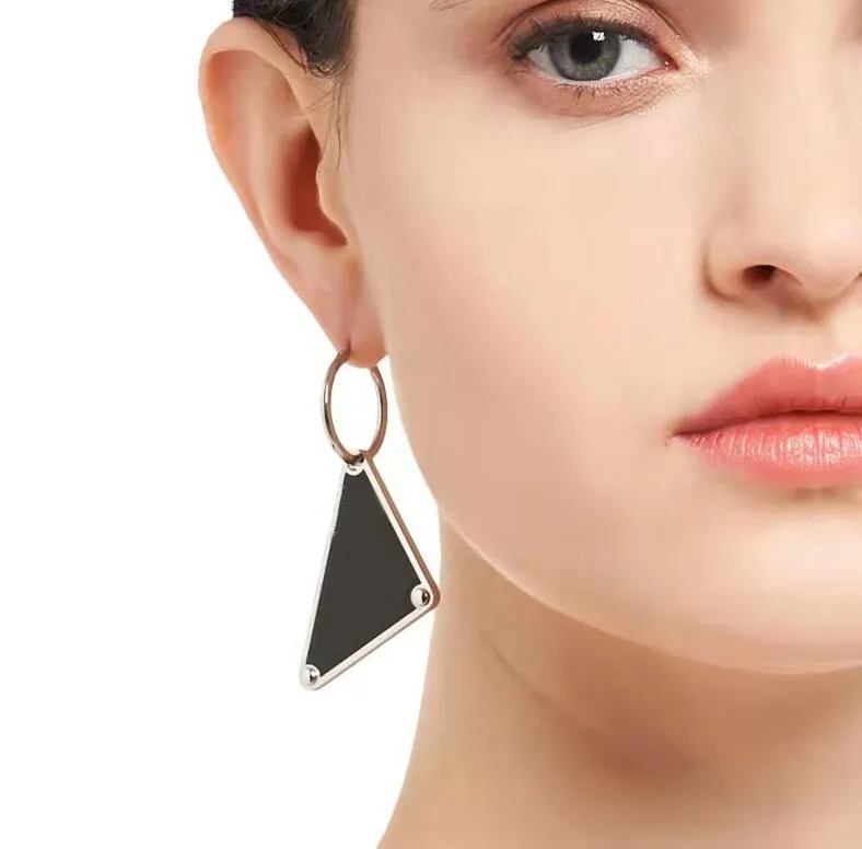 Mode oreille manchette bijoux entier amour boucles d'oreilles pour femmes luxe Namour charme blanc noir cadeau quatre saisons295a