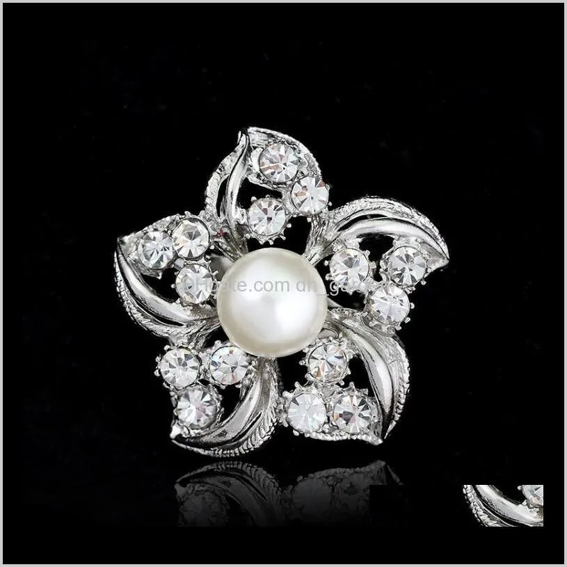 Булавки, капля доставка 2021 Sier Tone Big Pearl Brooch Clear Clystone Crystal Flow