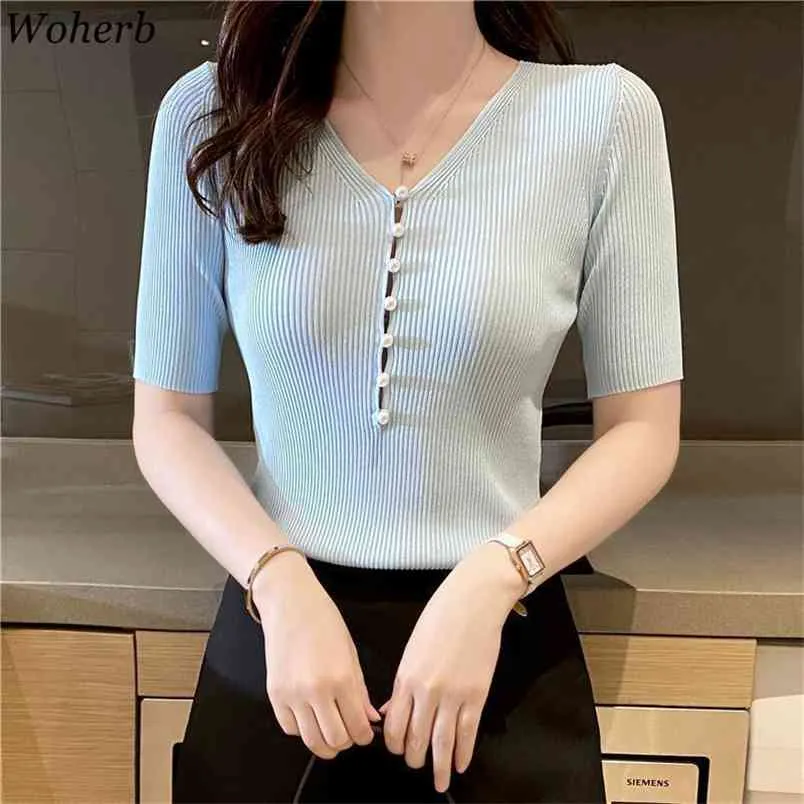 Perle bouton col en V t-shirts femmes été décontracté basique à manches courtes hauts tricotés mode élégant pull mince chemise 210519