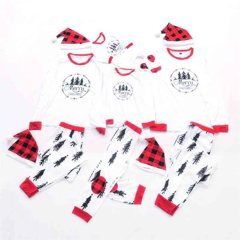 Family Christmas Clothing + Hat Suit Kids Mommy and Me Clothes Mother Daughter Father Baby Matching Outfits 210521
