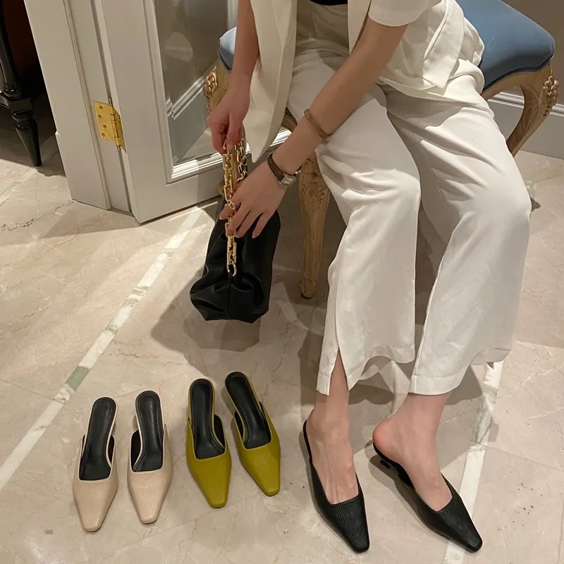 Fashion Women Slippers Round Toe Slides Thin Mid Heels Yellow Beige Black Sandals Slides Summer Fashion Solid Color Size 35-39 210513