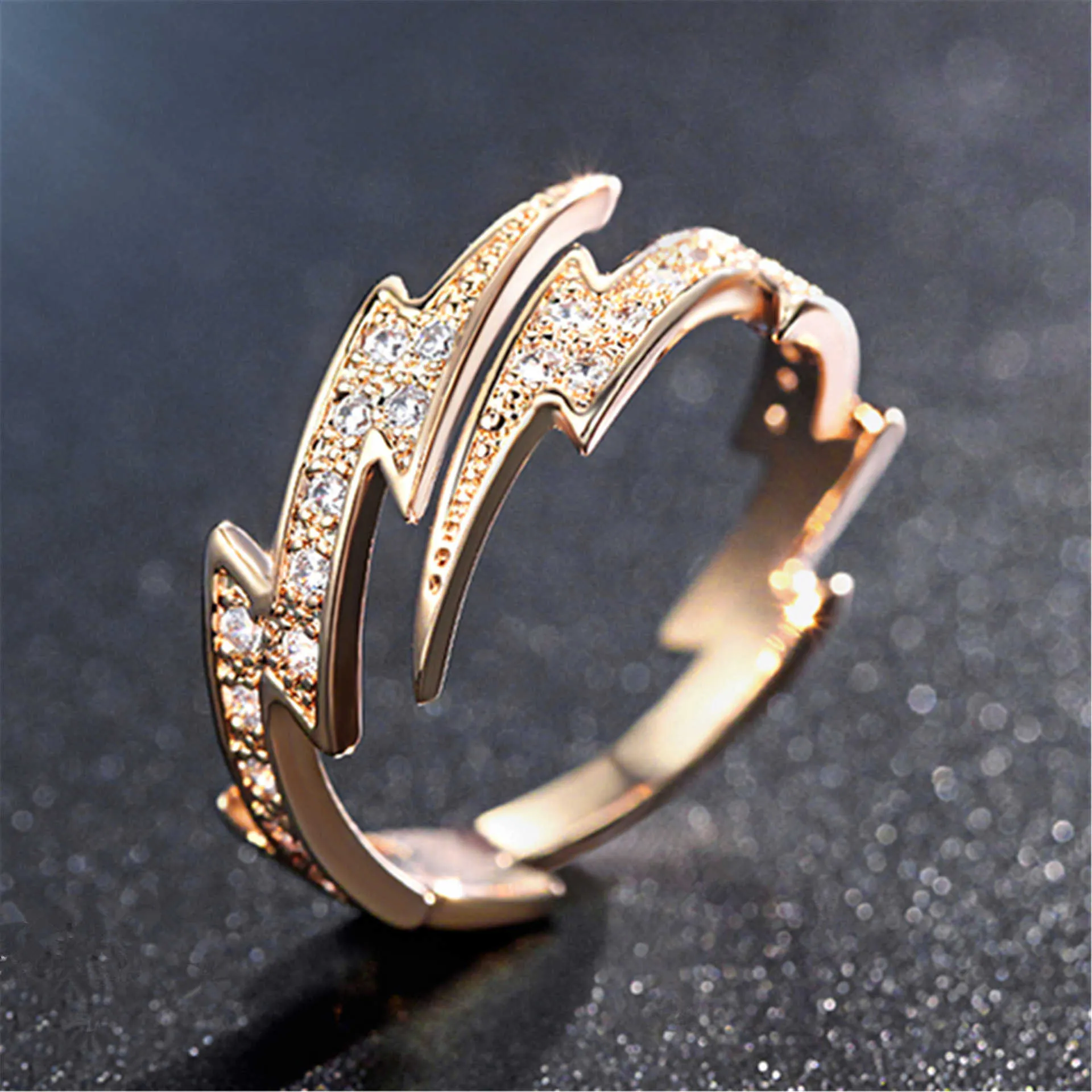 Bagues pour femmes Cristal mode plaqué or rose 18 carats ouvrant la bague de foudre doigt féminin exagéré Lady Cluster styles Band