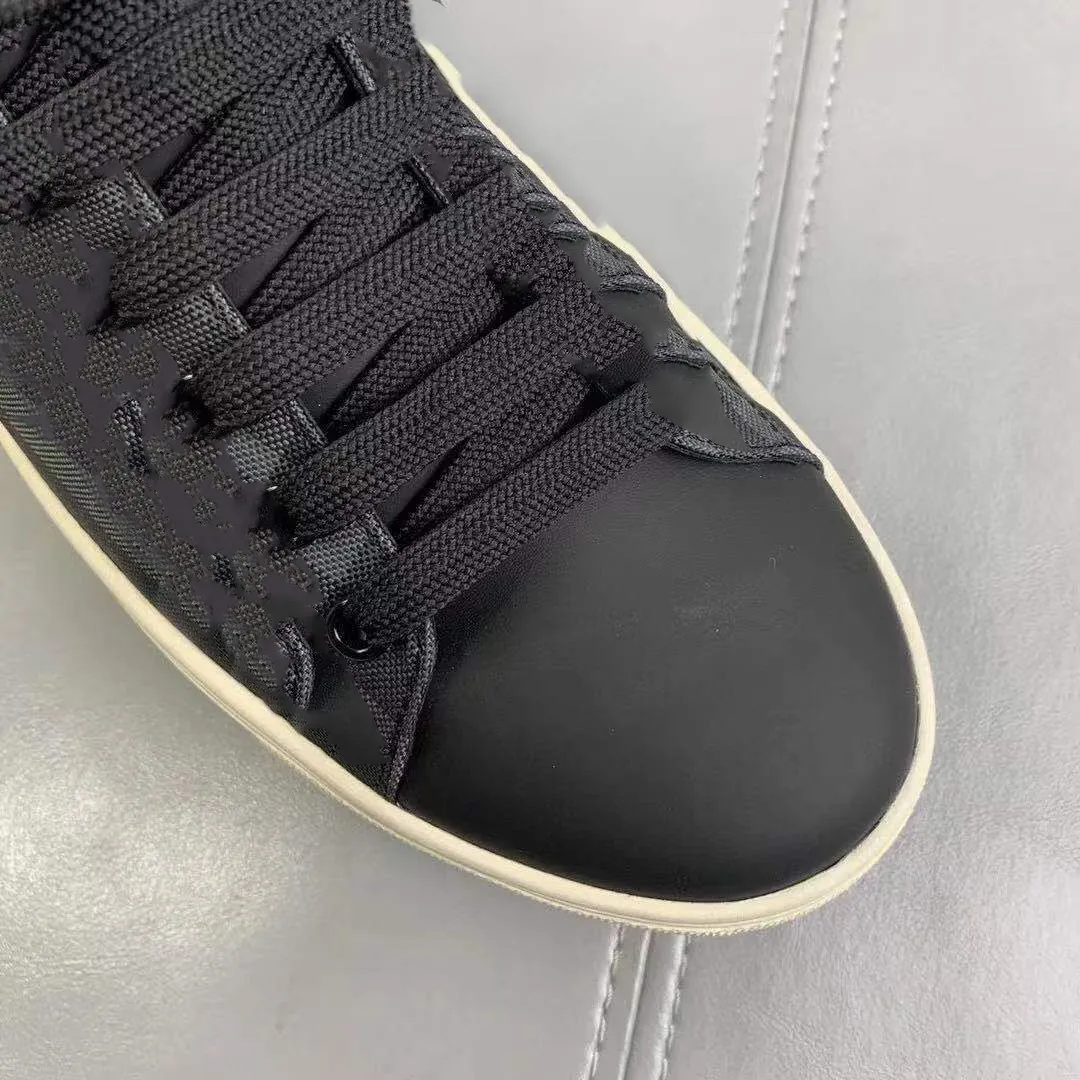 2021News Platform Mens Casual Shoes Black Velvet Tail Metallic Silver Triple White Reflektera Deep Blue Dust Rosa Män Kvinnor Sneakers med Box Free Ship