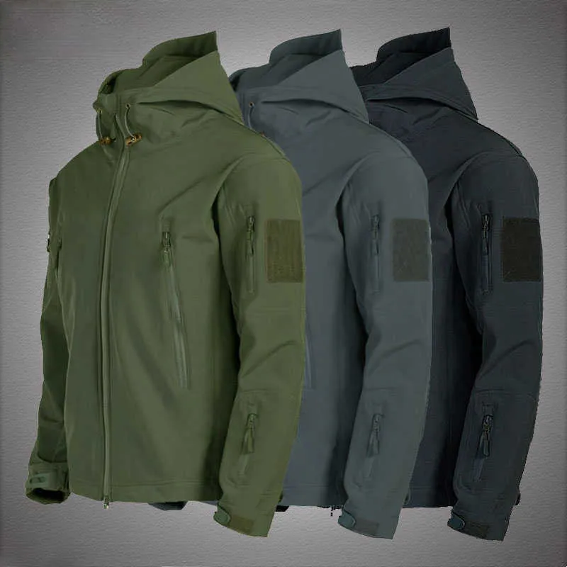 Giacche softshell in pelle di squalo militare Giacche da uomo tattiche antivento impermeabili Giacche da combattimento militari da uomo Cappotti bomber con cappuccio X0621