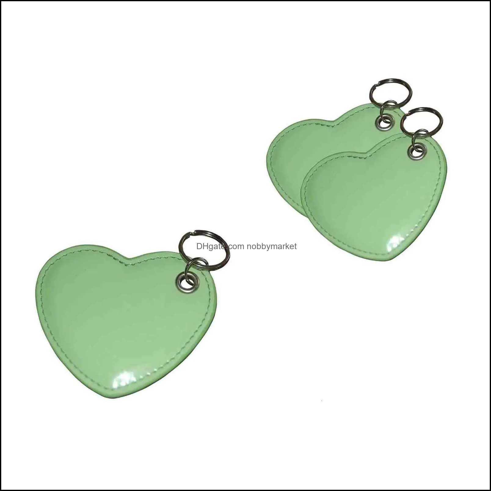 Factory Luxury Heart Leather Keychain Custom Design for Bag Decorate