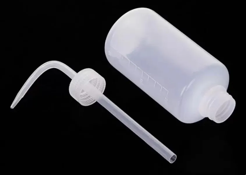 Annaffiatoio Da 250ml In Plastica Con Ugello Curvo – Per Piante Grasse E Orchidee – Precisione Domestica