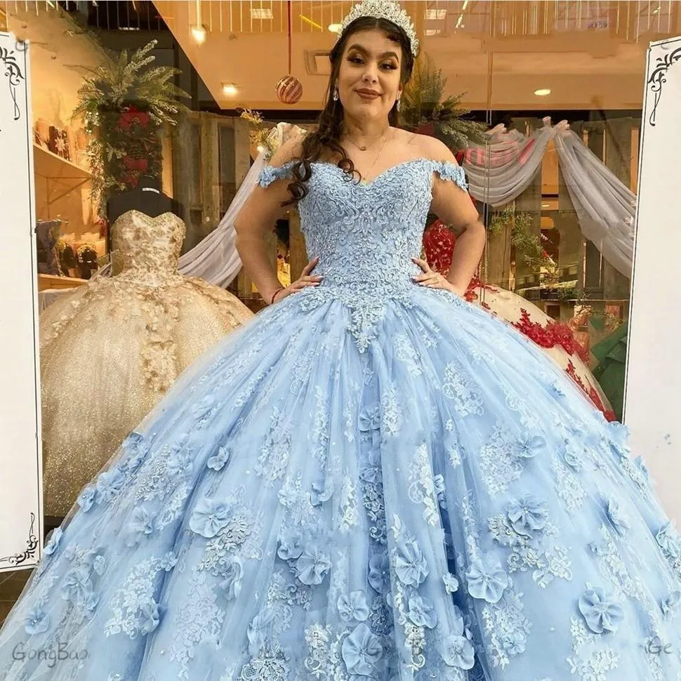 2022 bescheidenes Ballkleid Quinceanera Kleider hellblaue Spitzen Applikationen Perlen Handblumen süß 16 Kleid für 15 Jahre Prom Party Festzug Kleider Custom Off Schulter