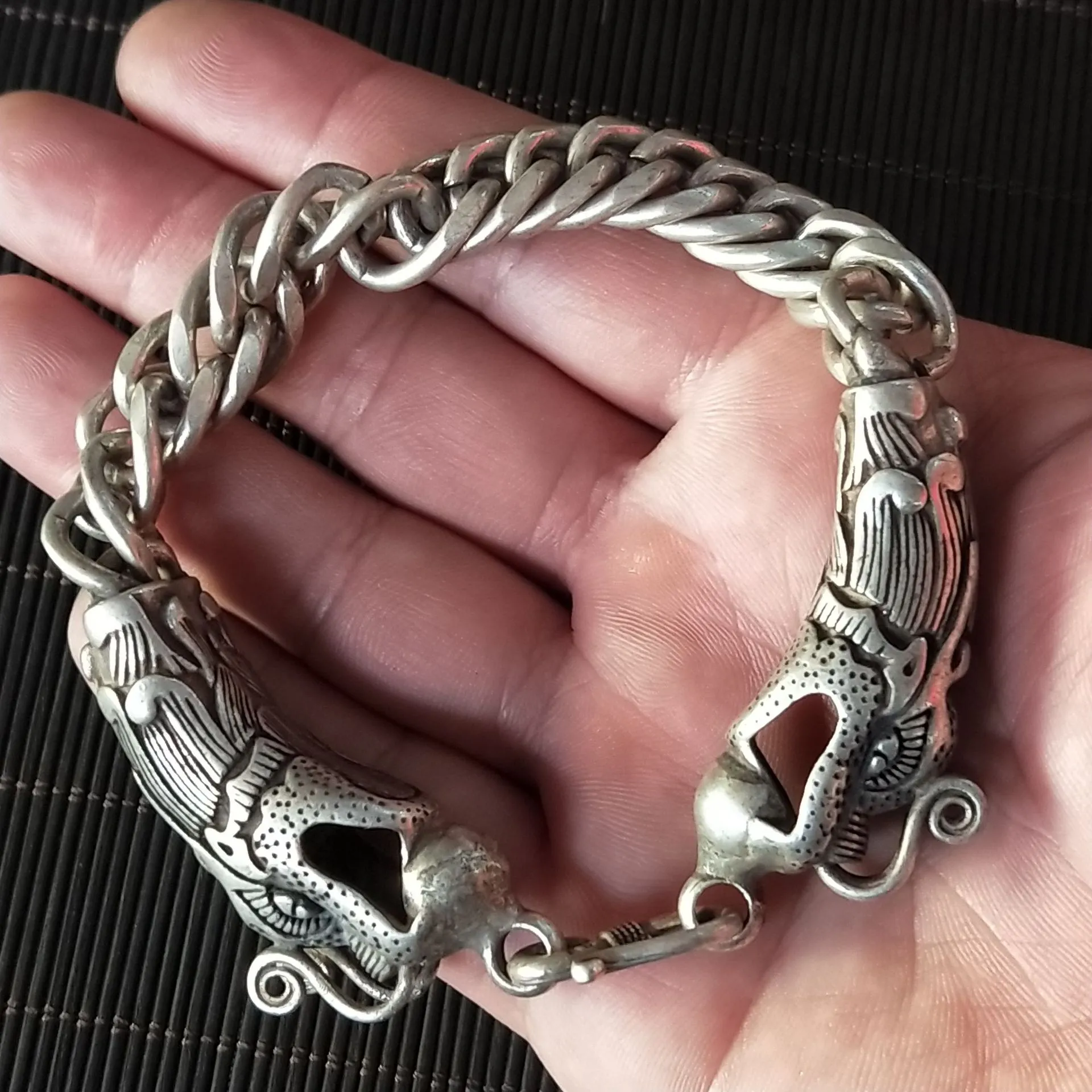 チベットシルバードラゴンブレスレットバングル|ダブルドラゴン彫刻 