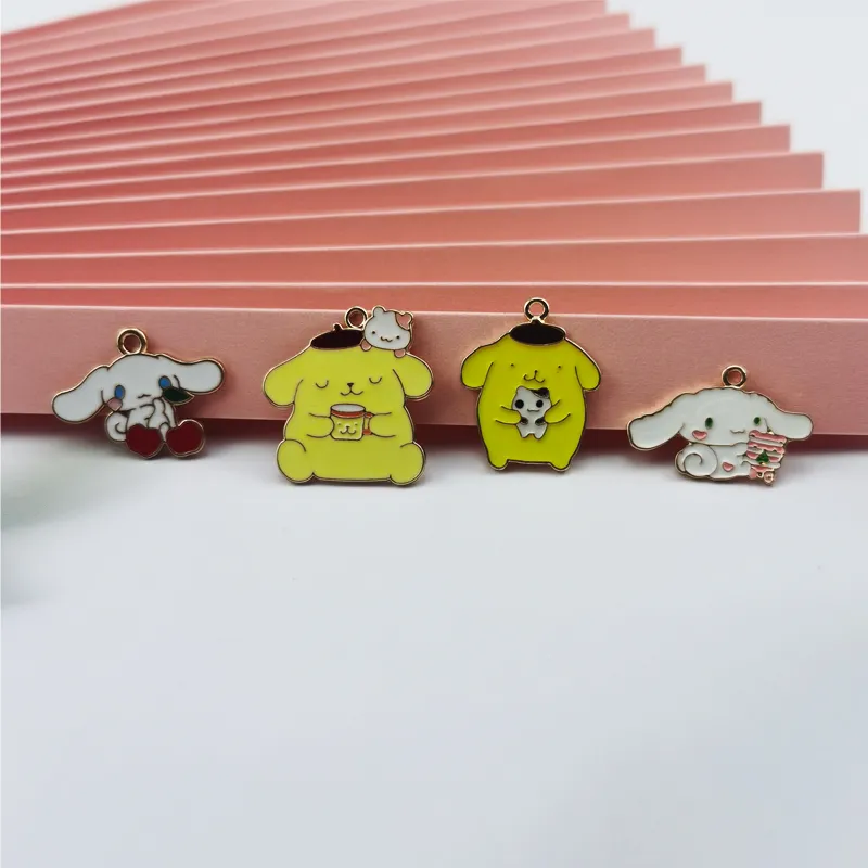 10st / Pack Cartoon Bear Charms Golden Tone Metal Kawaii Animal Cherry Earring Pendant DIY Fashion Smycken Tillbehör