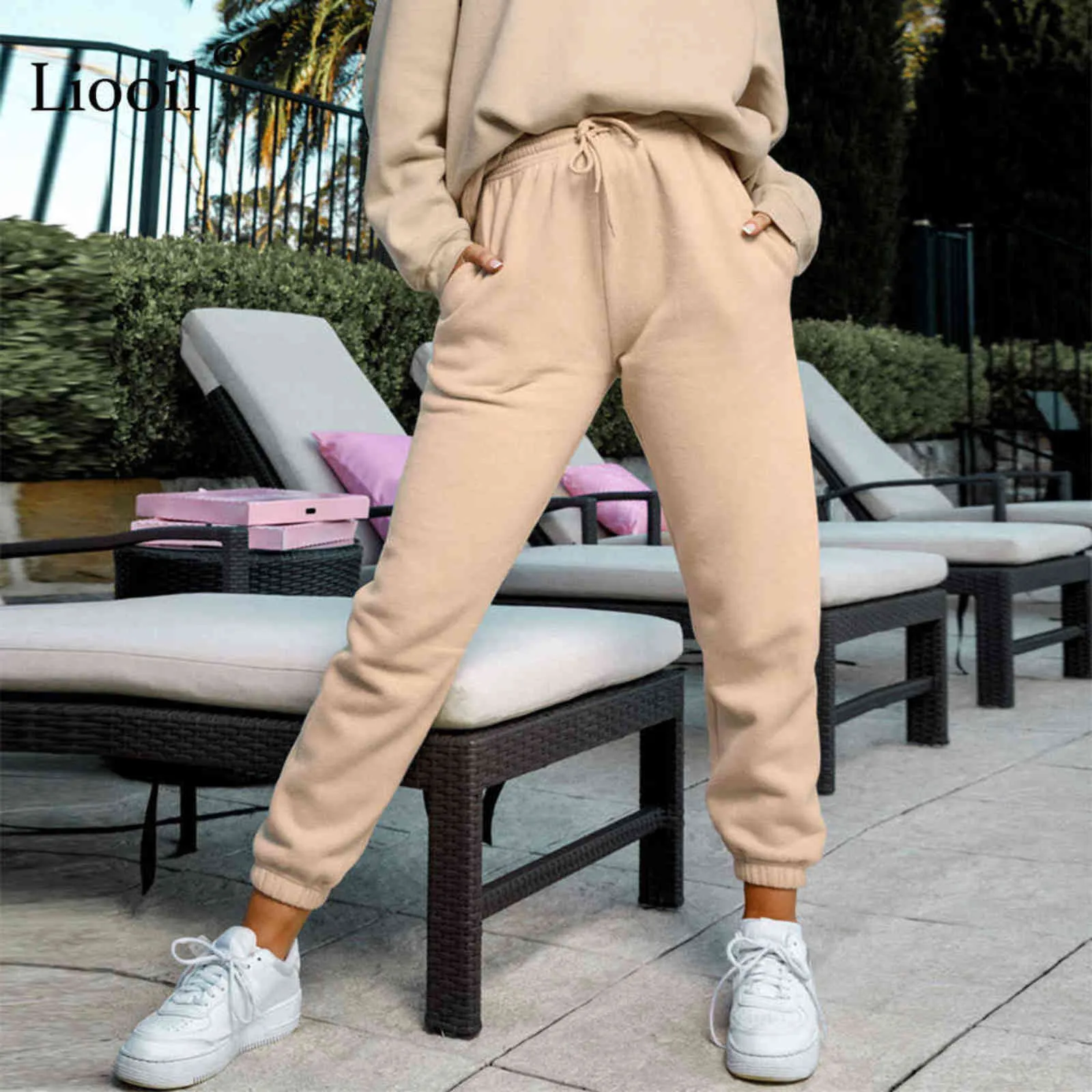 Liooil High Waist Fleece Sweatpants With Pocket Sexy And Loose Fit