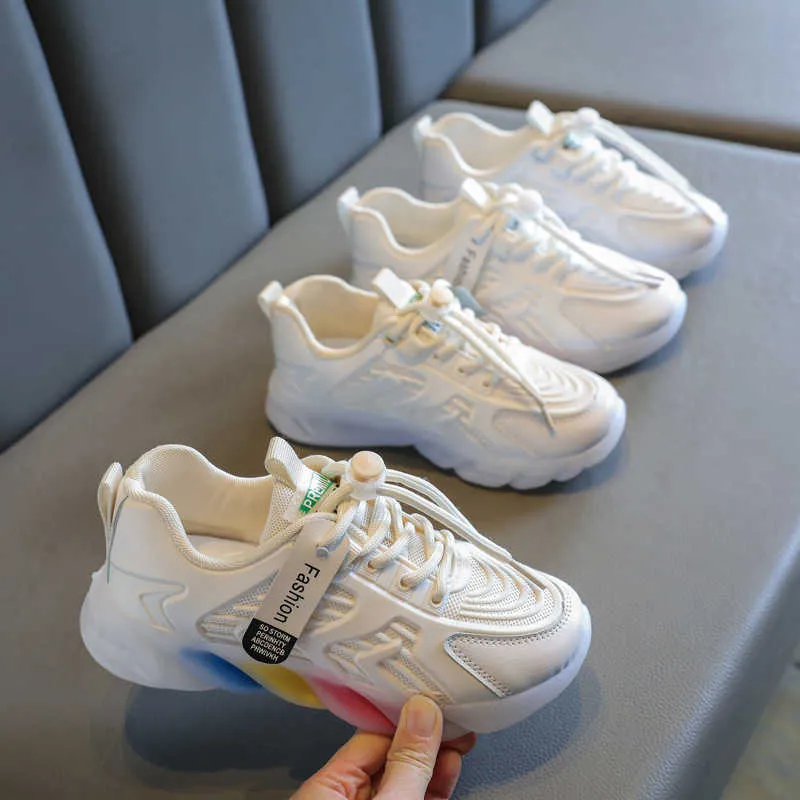 Childrens Buty sportowe 2021 Nowe chłopcy Soft-Size Oddychające Powietrze Mesh Oddychające Sneakers Hot W Girls Fashion Niepoślizgowy G1025