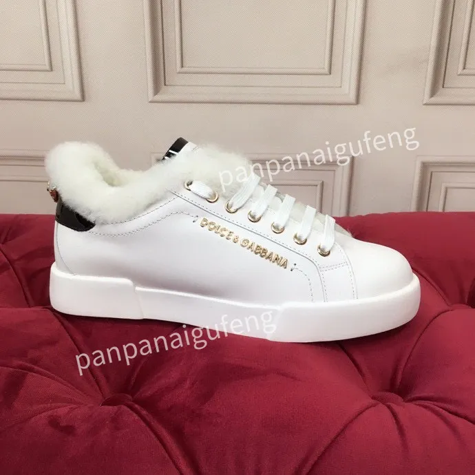 2021 Designer Sneakers Luxury Couple Sneakers Handpolerade och begagnade gamla Sportskor Serie Sportskor Bottom