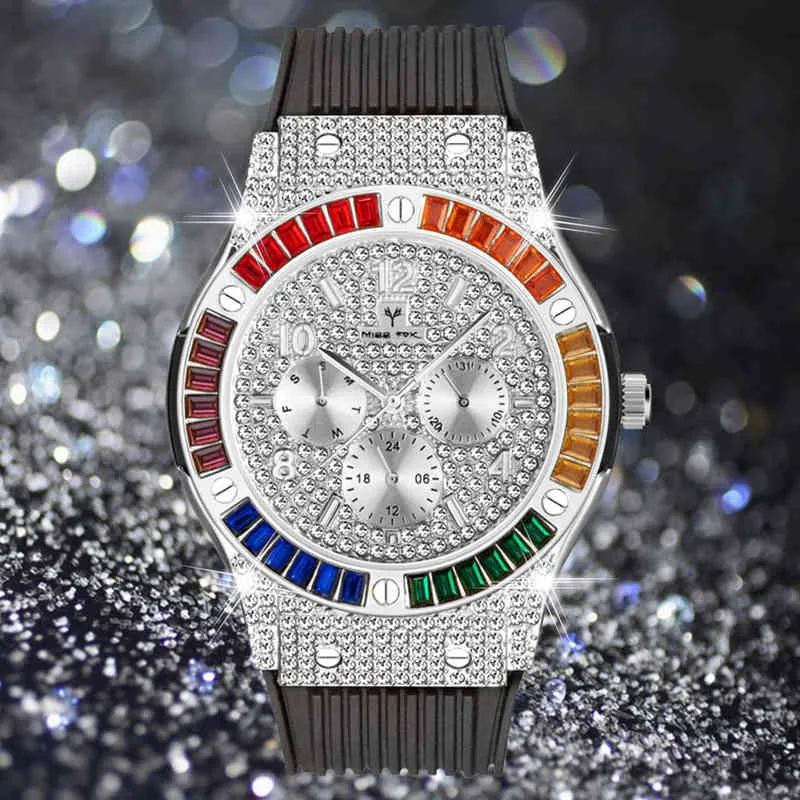 Reloj plateado de lujo con diamantes brillantes para hombre, reloj de pulsera resistente al agua con fecha de día de goma negra para hombre, reloj Masculino